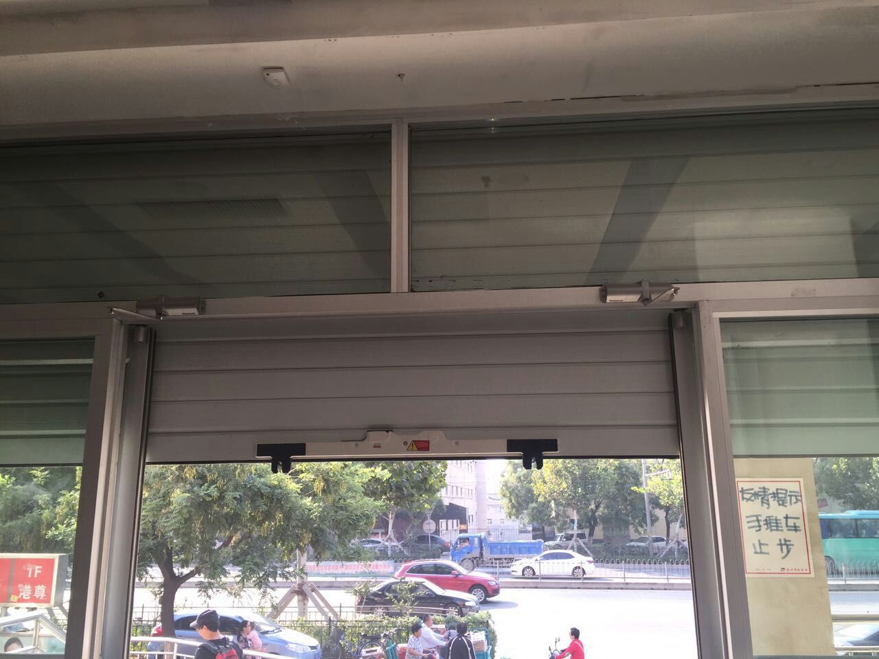 安全防盜卷簾門(mén)價(jià)格