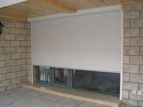 卷簾門的安裝過程與使用中的注意事項(xiàng)這幾點(diǎn)你要知道！